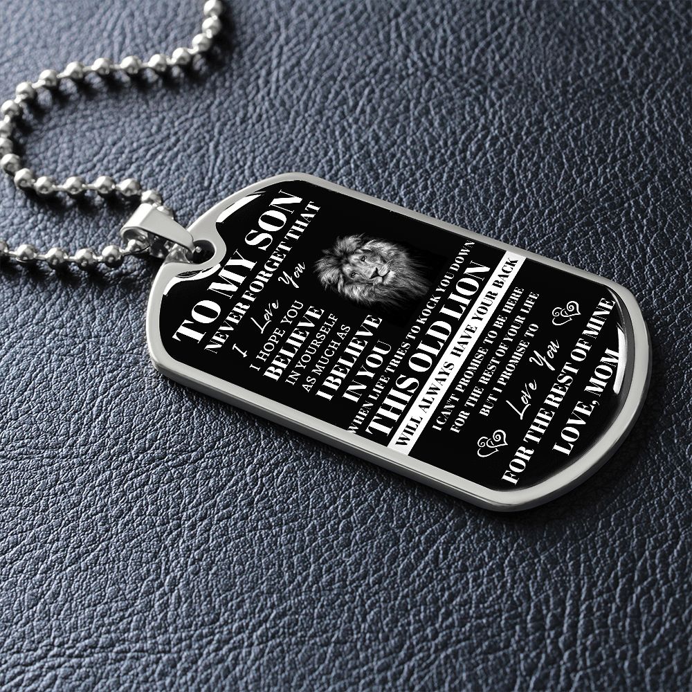 DOG TAG LION NEVER FORGET