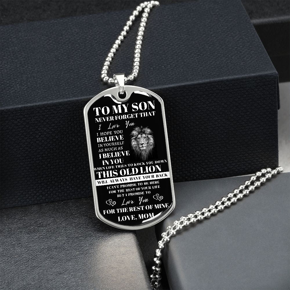 DOG TAG LION NEVER FORGET